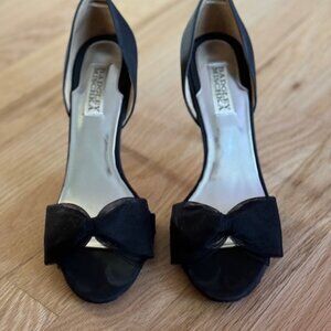 Badgley Mischka Black Silk Heels